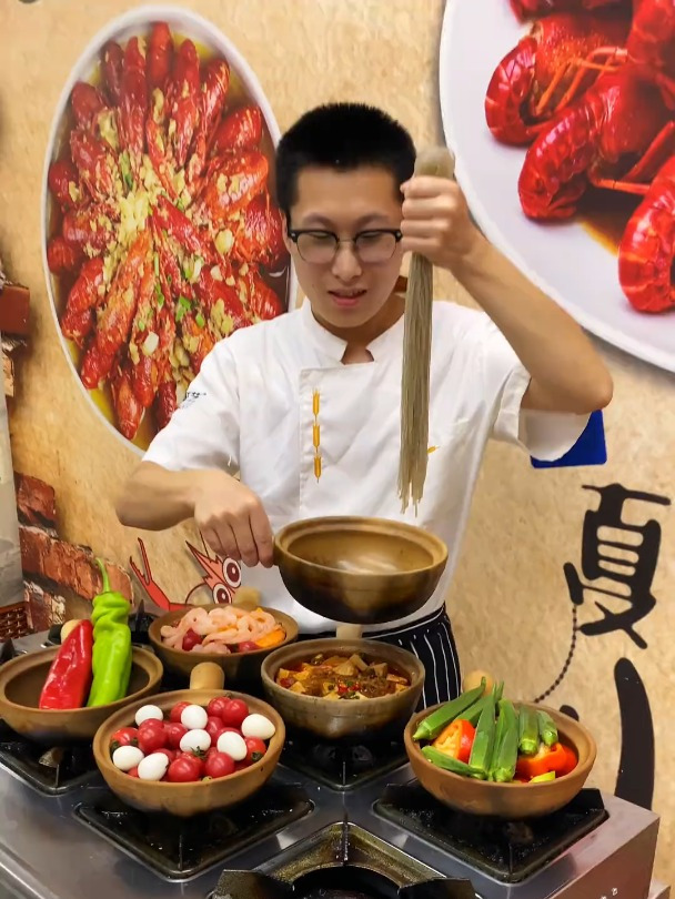 砂锅菜加盟费用是多少?轻松创业从此开始,别错过这个机会!